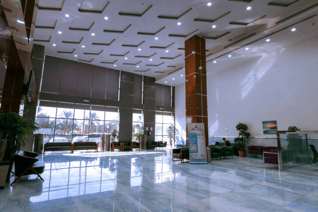 مدخل مجمع عيادات البدري الطبية